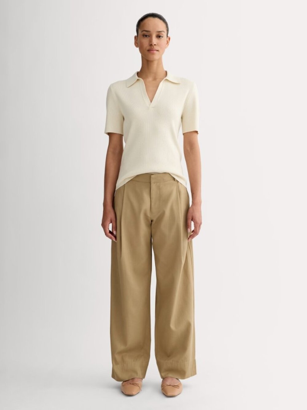 Everlane Women's Low-Rise Chino in Ash Brown, Size 14